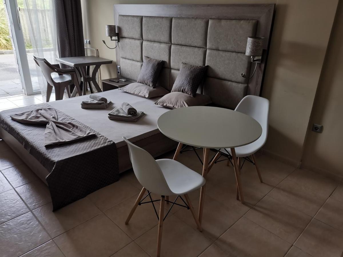 Miraggio Holiday Apartments Pomorie Buitenkant foto