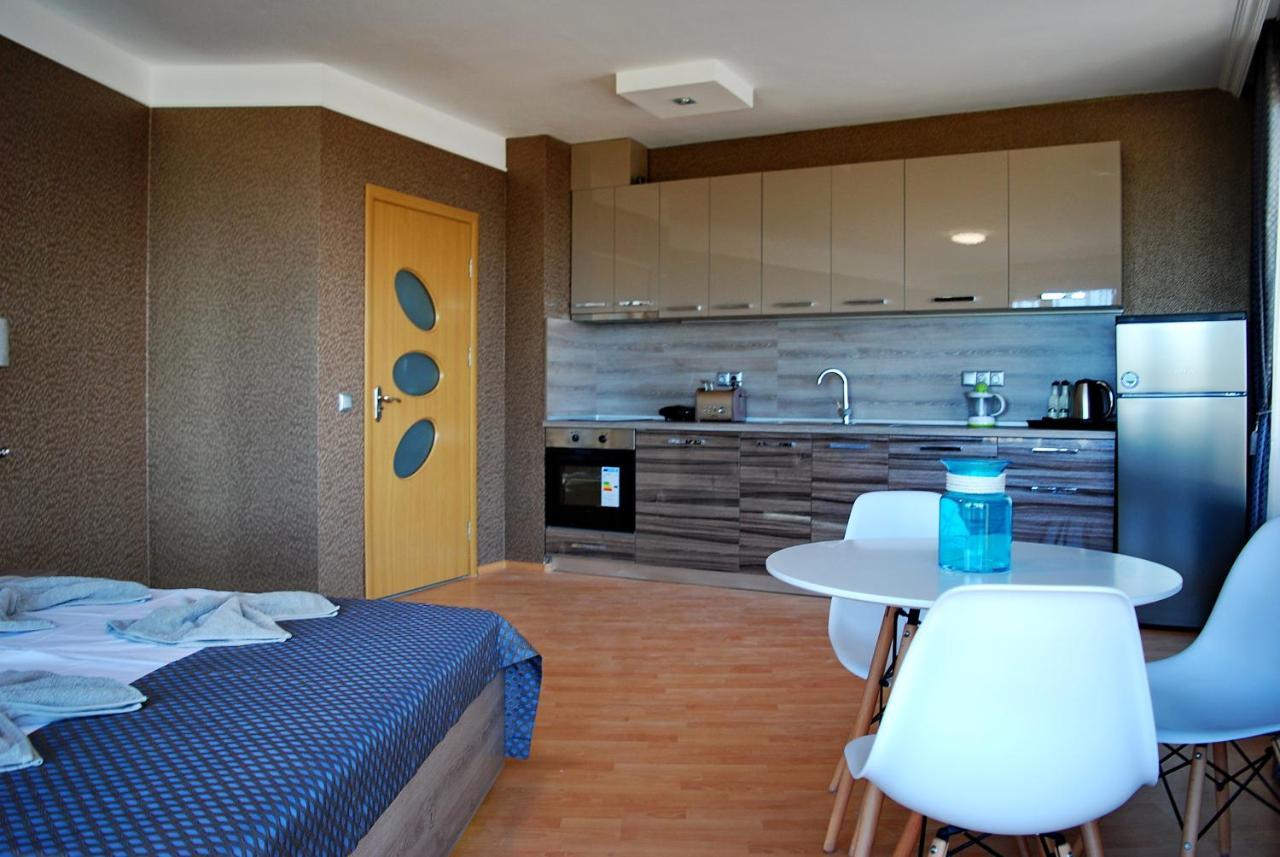 Miraggio Holiday Apartments Pomorie Buitenkant foto